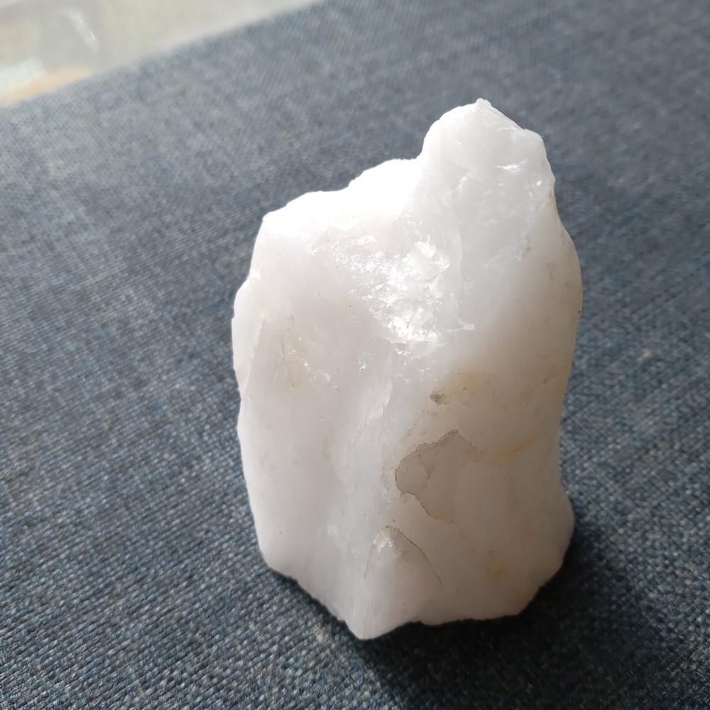 Raw milky quartz - Picture 9 of 13